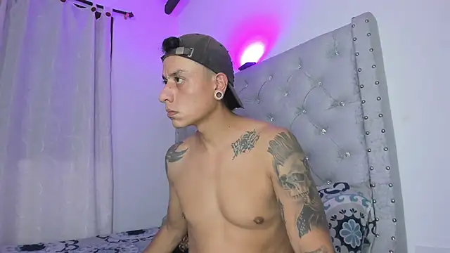 SkinnyDevil12 online show from 02.25.26