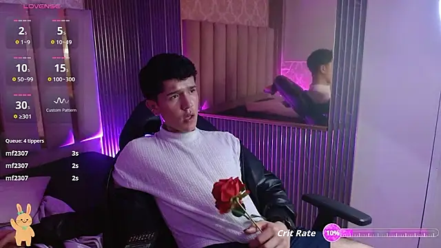 Snapshot of estefan_tay chatting on 02.20.26 estefan tay online show from 02.20.26