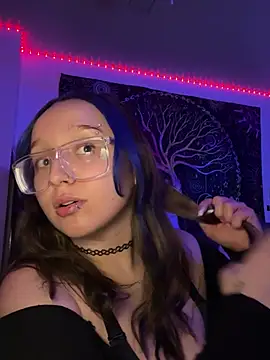 mommynxttie online show from 02.28.26