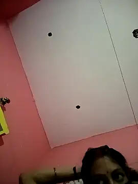 BIG QWEEN NO1 online show from 04.10.26