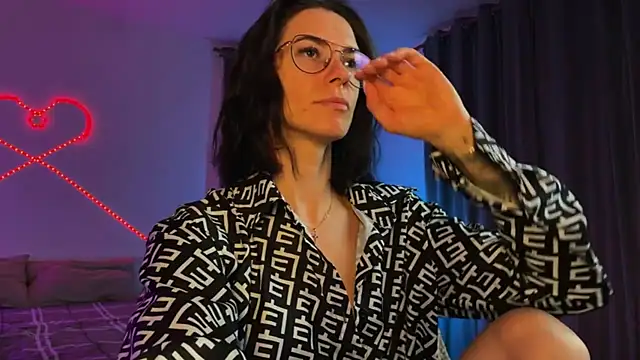 Snapshot of Katy_Kar chatting on 02.14.26 Katy Kar online show from 02.14.26