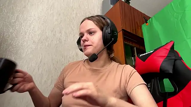 Snapshot of PurrfectPlay chatting on 03.03.26 PurrfectPlay online show from 03.03.26