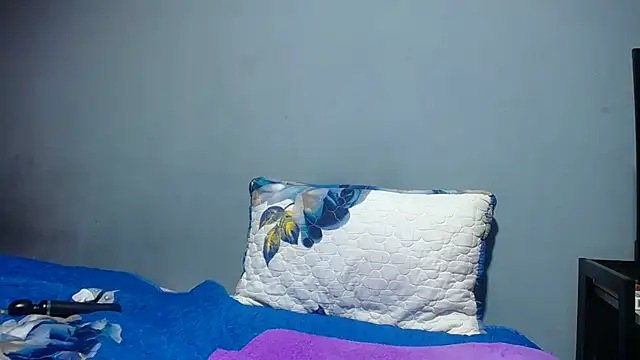 Snapshot of SEXYBUSTYEBONYXX chatting on 03.24.26 SEXYBUSTYEBONYXX online show from 03.24.26