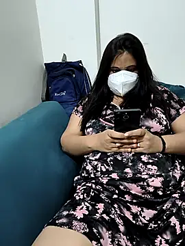 Snapshot of Siya__499 chatting on 02.18.26 Siya 499 online show from 02.18.26