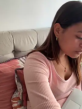 RachelWeisz  online show from 04.12.26