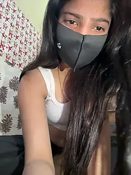 Snapshot of Cutedesigirl chatting on 03.16.26 Cutedesigirl online show from 03.16.26