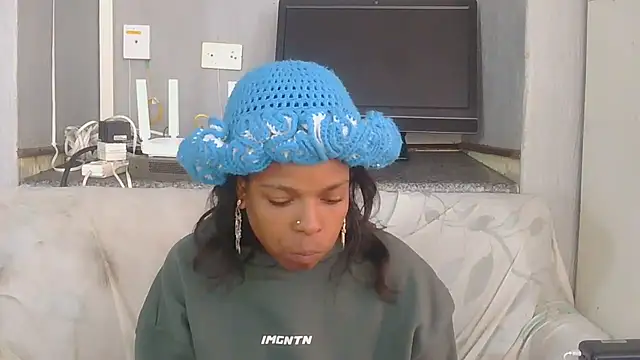 Snapshot of xxBabyDoll chatting on 04.08.26 xxBabyDoll online show from 04.08.26