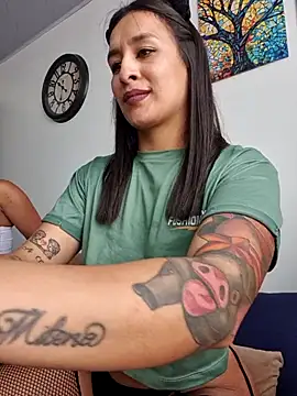 Snapshot of Paola_andrade chatting on 02.23.26 Paola andrade online show from 02.23.26