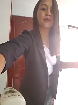 Snapshot of Paola_andrade chatting on 02.25.26 Paola andrade online show from 02.25.26