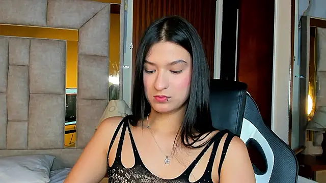 AgathaSanderhs  online show from 02.13.26