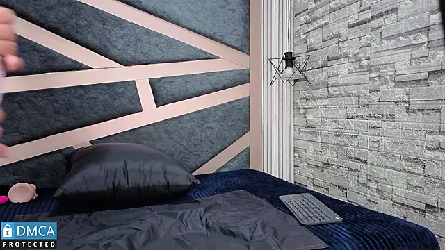 sandra rey  online show from 02.25.26