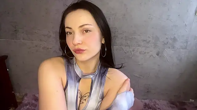 Snapshot of Mona_Fox chatting on 02.15.26 Mona Fox online show from 02.15.26