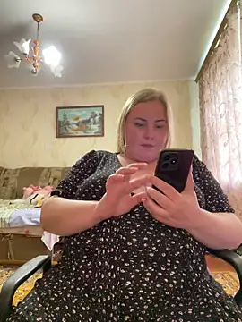 Mommy-girl-Lola online show from 05.18.26