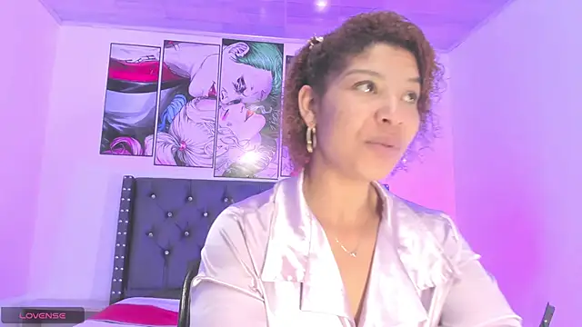 Snapshot of Shantall-blue chatting on 02.26.26 Shantall-blue online show from 02.26.26