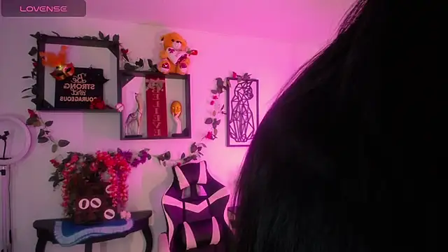 QueenRose94 online show from 02.09.26