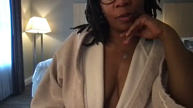 Snapshot of bisexualbeauty50 chatting on 02.11.26 bisexualbeauty50 online show from 02.11.26