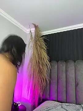 Nanda vixen  online show from 04.10.26