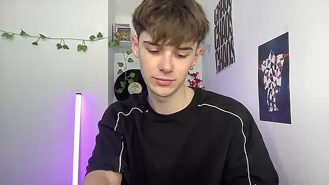 YourMilkyGuy online show from 04.08.26