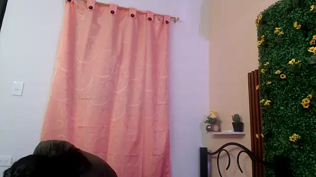 Snapshot of sexiempoderada18 chatting on 02.08.26 sexiempoderada18 online show from 02.08.26