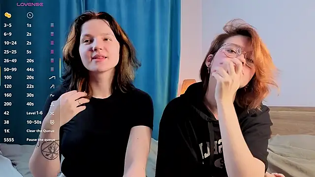 Snapshot of LatriceDosier chatting on 04.13.26 LatriceDosier online show from 04.13.26