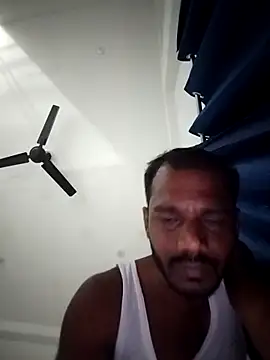 Snapshot of Daddyishere_19 chatting on 03.08.26 Daddyishere 19 online show from 03.08.26