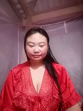 Snapshot of lisn-cute chatting on 04.30.26 lisn-cute online show from 04.30.26