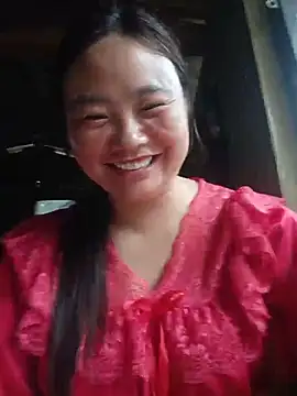 Snapshot of lisn-cute chatting on 05.18.26 lisn-cute online show from 05.18.26