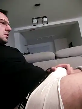 Snapshot of defaktor chatting on 02.10.26 defaktor online show from 02.10.26