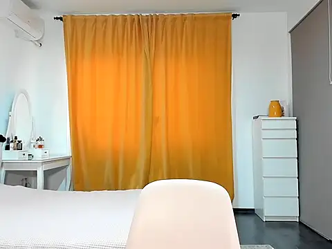 JulyaWild26 online show from 03.04.26