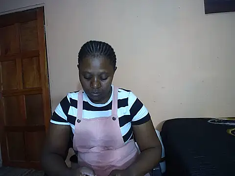 Lilly2590 online show from 02.19.26