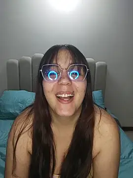 its lauu  online show from 03.03.26