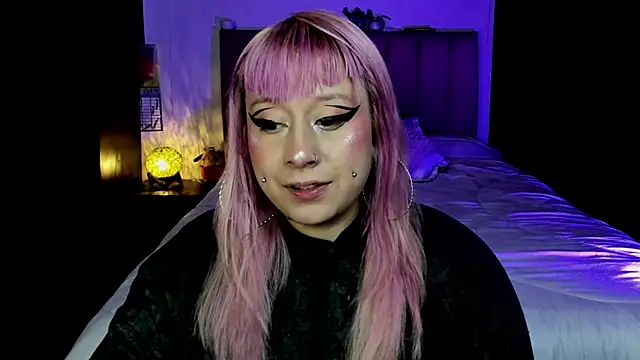 Alicefoxxx wonderlandxxx online show from 04.25.26