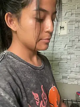 Snapshot of BabyFoxy chatting on 04.01.26 BabyFoxy online show from 04.01.26