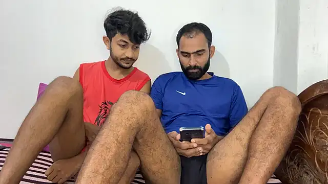 Snapshot of DesiDaddyandSon chatting on 05.14.26 DesiDaddyandSon online show from 05.14.26