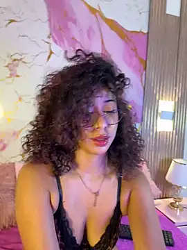 Snapshot of Woo_isDaphne chatting on 06.29.26 Woo isDaphne online show from 06.29.26