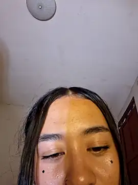 Zafira glow online show from 02.11.26