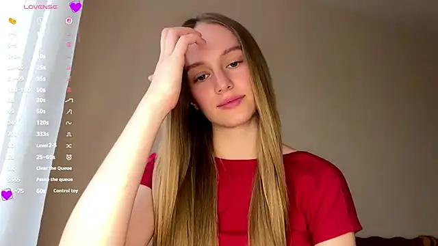Snapshot of Viktoria_Vibes chatting on 05.11.26 Viktoria Vibes online show from 05.11.26
