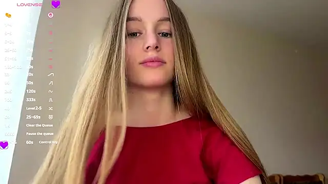 Snapshot of Viktoria_Vibes chatting on 05.25.26 Viktoria Vibes online show from 05.25.26