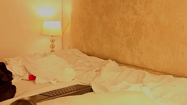 Nioki  online show from 03.25.26