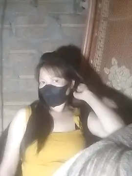 Snapshot of Yang-my- chatting on 02.14.26 Yang-my- online show from 02.14.26