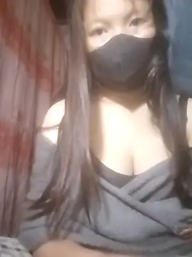 Snapshot of Yang-my- chatting on 02.19.26 Yang-my- online show from 02.19.26