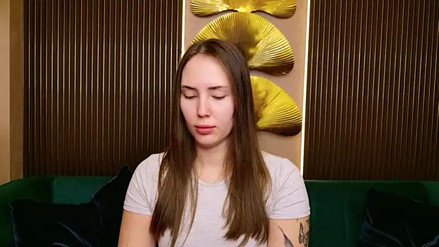 Arielle Vade online show from 03.02.26