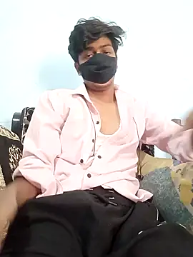 Snapshot of hotyboy_89 chatting on 04.25.26 hotyboy 89 online show from 04.25.26