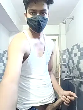 Snapshot of hotyboy_89 chatting on 05.14.26 hotyboy 89 online show from 05.14.26