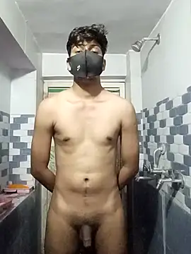 Snapshot of hotyboy_89 chatting on 05.18.26 hotyboy 89 online show from 05.18.26