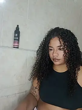 Snapshot of BrianaSweetxxx chatting on 05.16.26 BrianaSweetxxx online show from 05.16.26