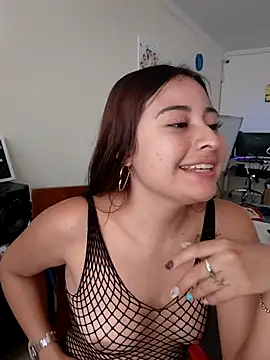 Snapshot of JuliettaArlet chatting on 06.15.26 JuliettaArlet online show from 06.15.26