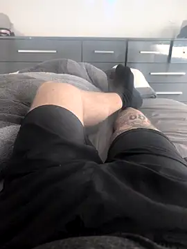 dave32000 online show from 02.21.26