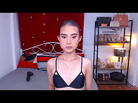 Snapshot of JuicyCockThea chatting on 02.14.26 JuicyCockThea online show from 02.14.26