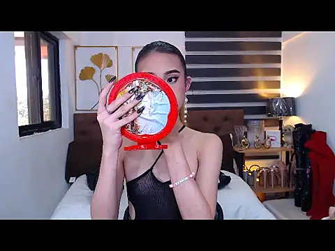 Snapshot of JuicyCockThea chatting on 02.25.26 JuicyCockThea online show from 02.25.26